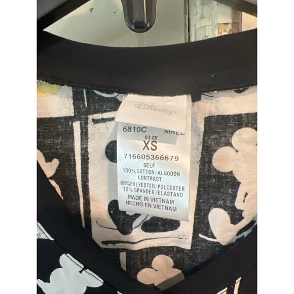 NWT Disney size XS Mickey Mouse scrubs top - Picture 2 of 2